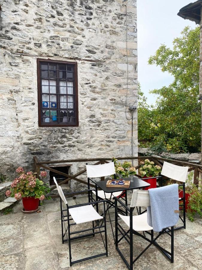 Alatinos Hotel Pinakátai Exterior photo